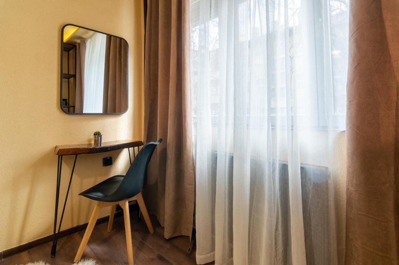 Apartments Skopje Downtown ภายนอก รูปภาพ