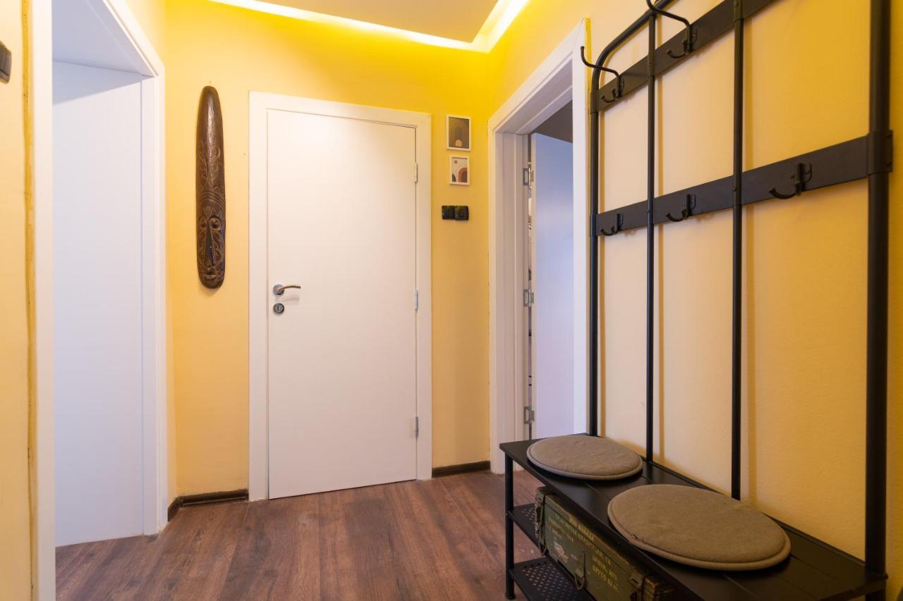 Apartments Skopje Downtown ภายนอก รูปภาพ
