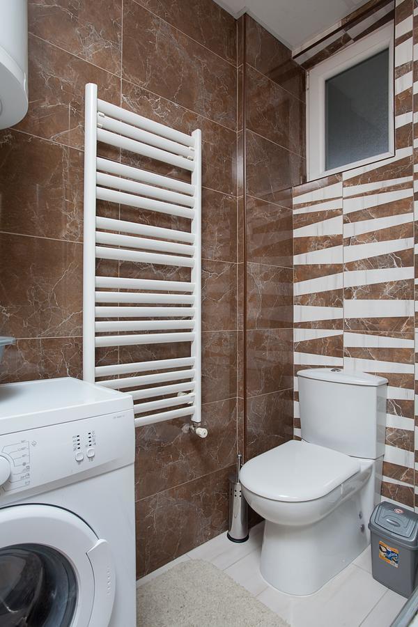 Apartments Skopje Downtown ภายนอก รูปภาพ